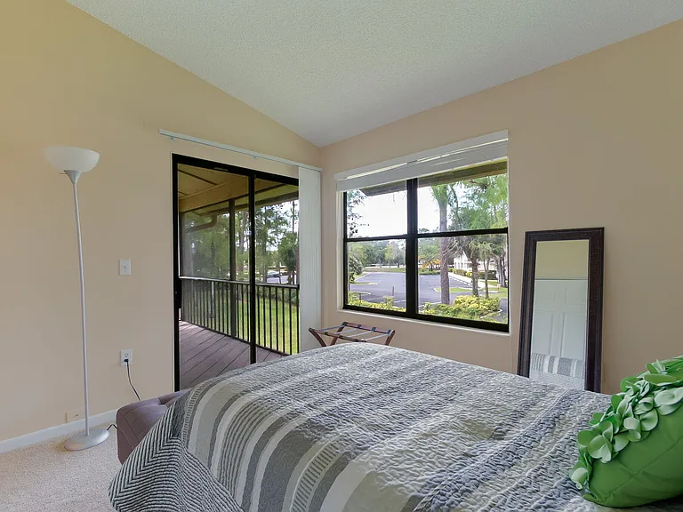 13095 Belhaven Ct #12 — Photo 14