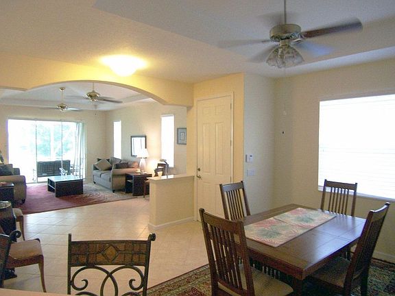 3rd image of 581 NW Red Pine Way