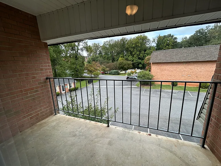 Forestbrook Apartments — Photo 91