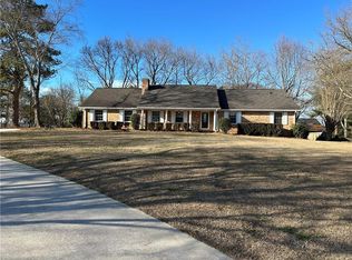 3647 Tom Brewer Rd, Loganville, GA 30052