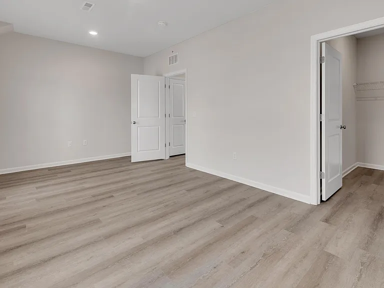 33 Wildflower Ln — Photo 12