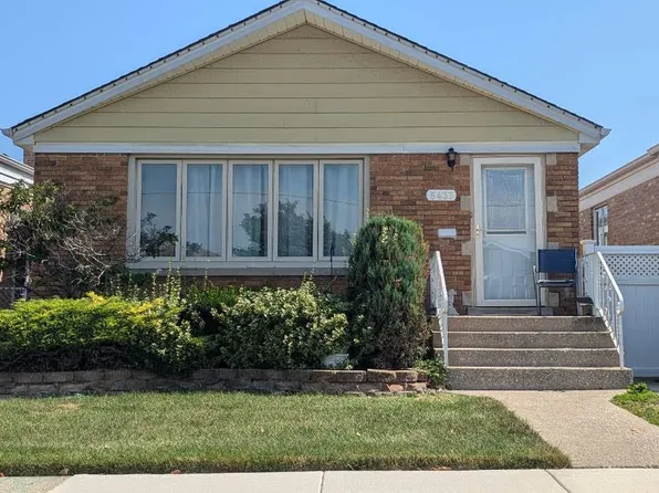 5437 S Lotus Ave, Chicago, IL 60638