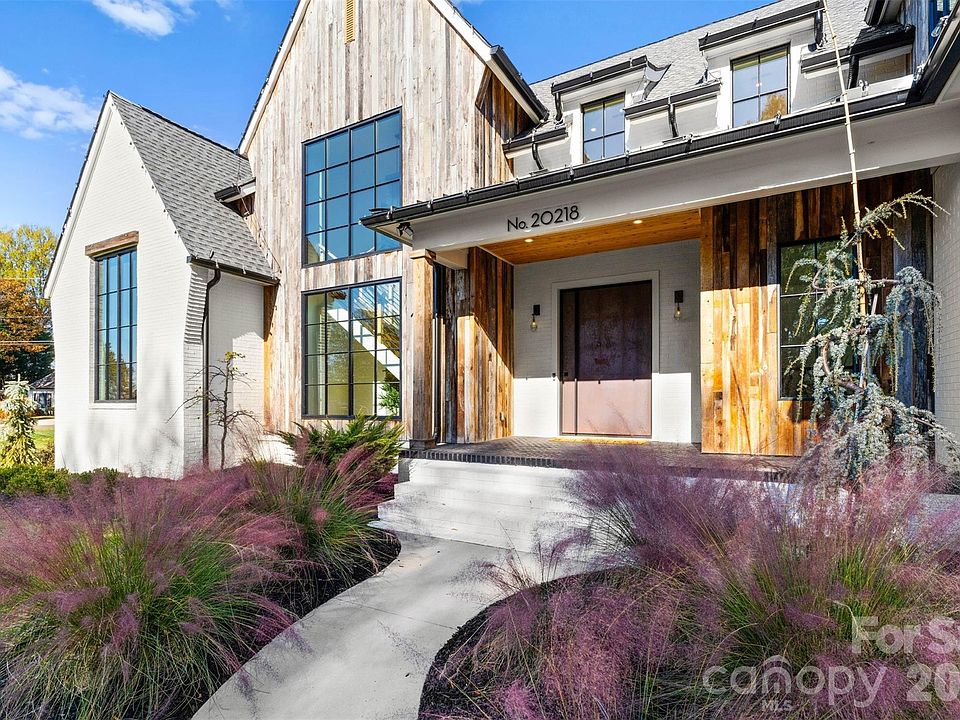 1st image of 20218 Rainbow Cir