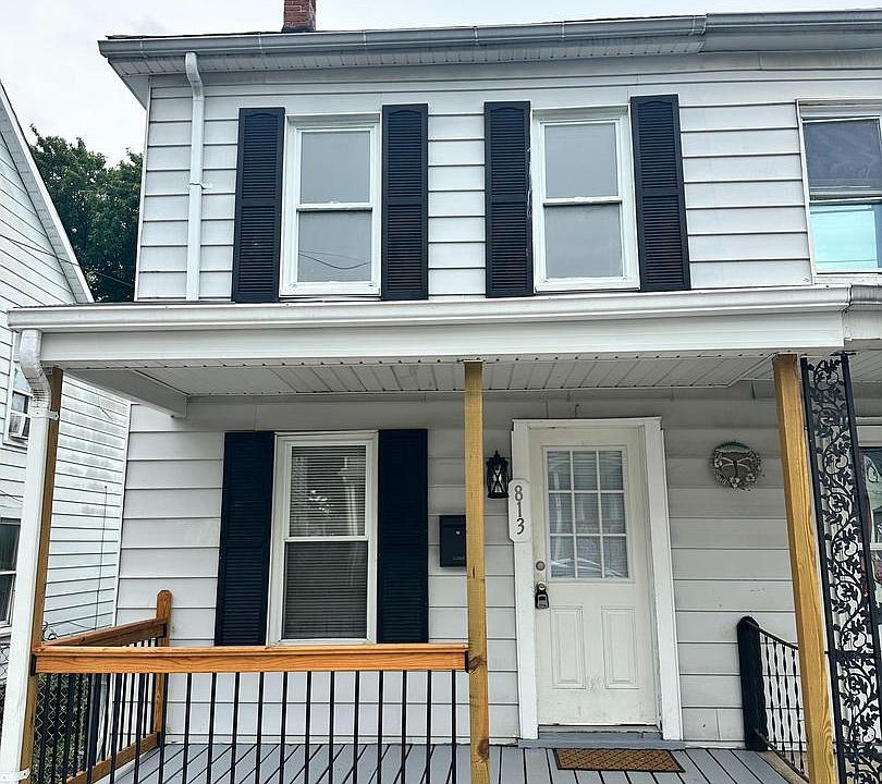 1st image of 813 Dale St