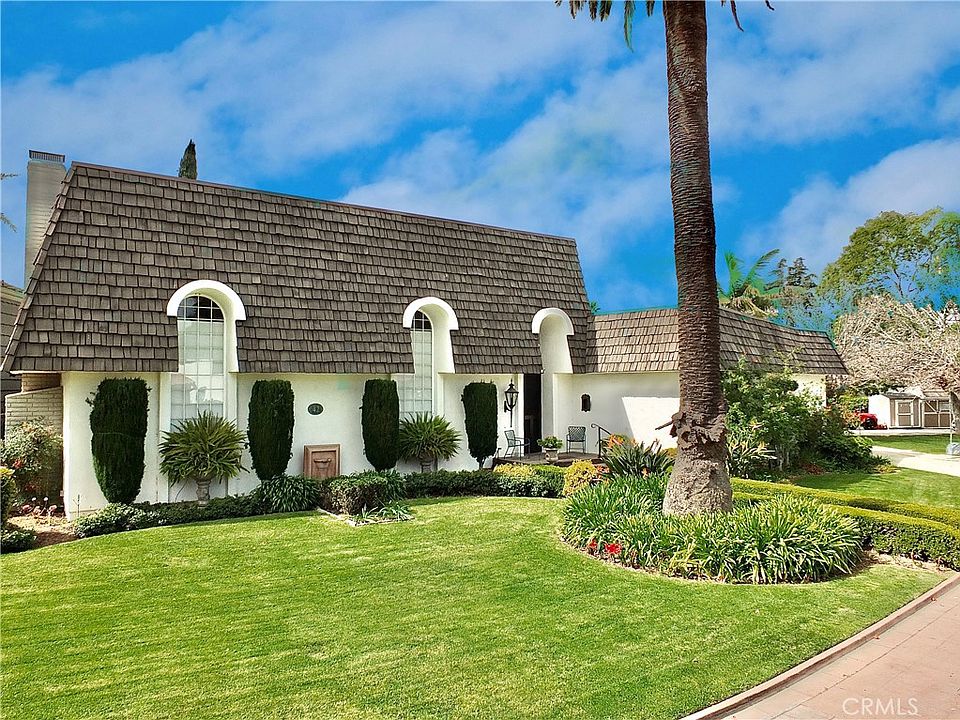 1st image of 42 La Linda Dr
