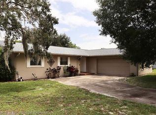 34526 Sparkling Dr, Sebring, FL 33870