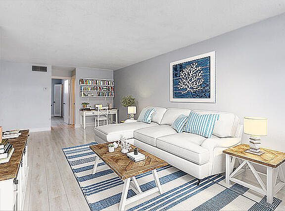 5th image of 104 Paradise Harbour Boulevard #207