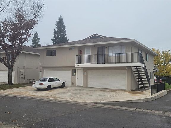 2nd image of 4524 Greenholme Dr APT 4