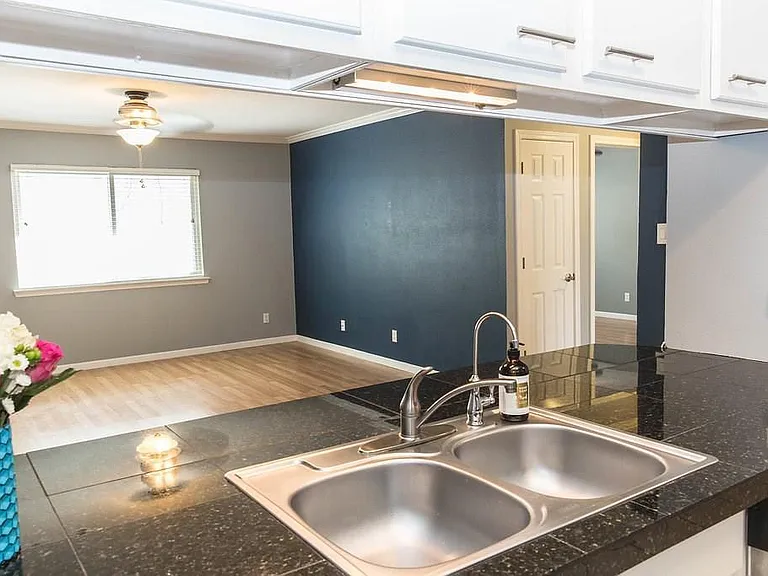 4209 Burnet Rd #206 — Photo 8