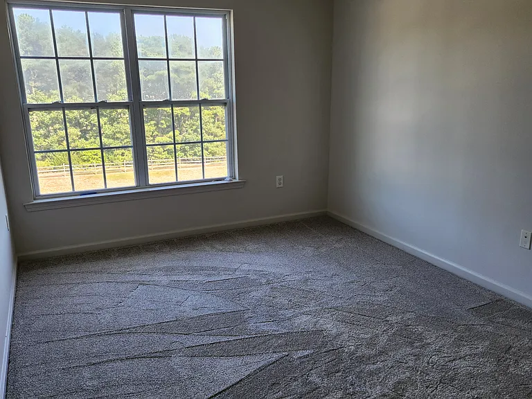 7 Bryce Ln #7 — Photo 8