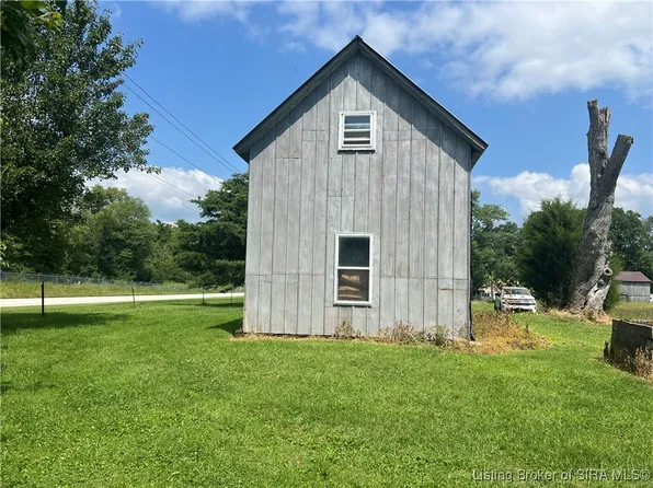 8144 N Us 421, Madison, IN 47250