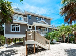 917 Pepper Tree Pl, Sanibel, FL 33957