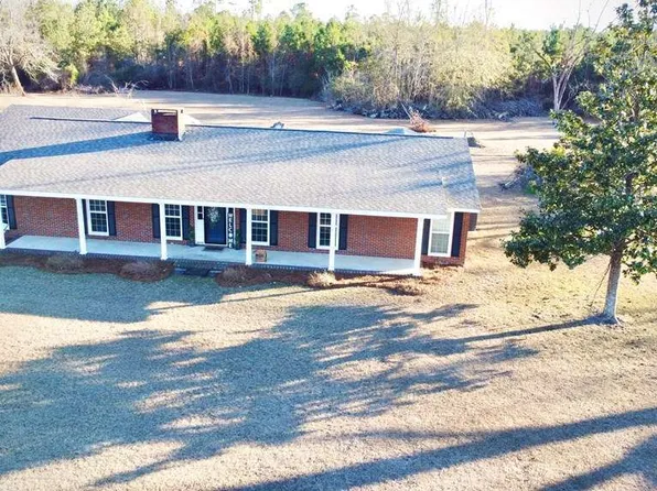 201 Burketts Ferry Rd, Hazlehurst, GA 31539