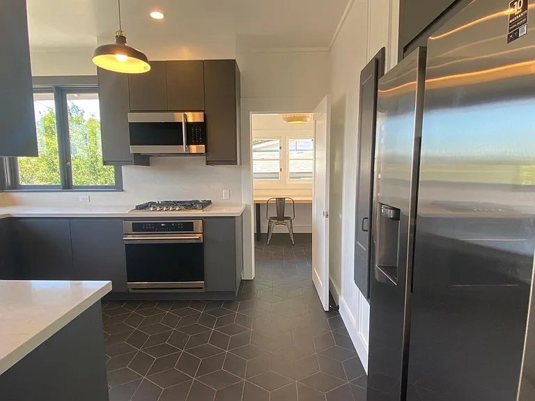 2260 Ewing St — Photo 19