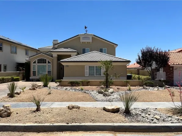 27687 Silver Lakes Pkwy, Helendale, CA 92342