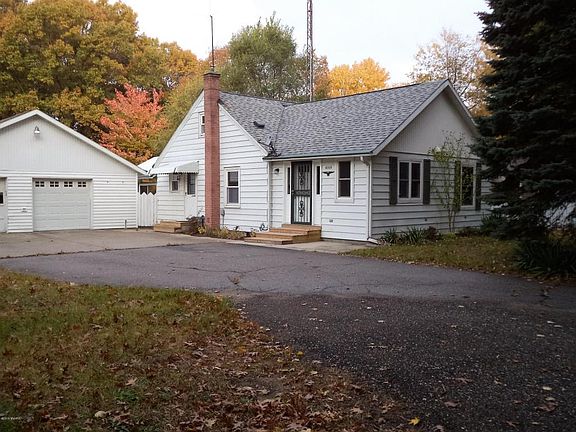 3rd image of 4315 Keller St