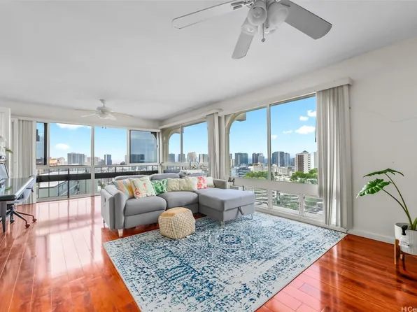 1022 Prospect St APT 902B, Honolulu, HI 96822