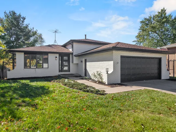 947 Short St, Schererville, IN 46375