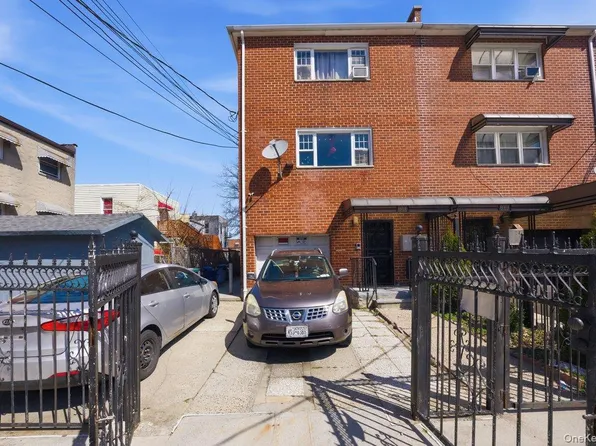 811 E 228th Street, Bronx, NY 10466