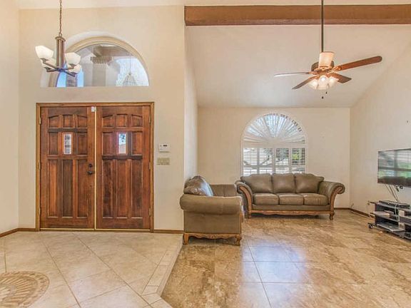 5th image of 1937 E Myrna Ln