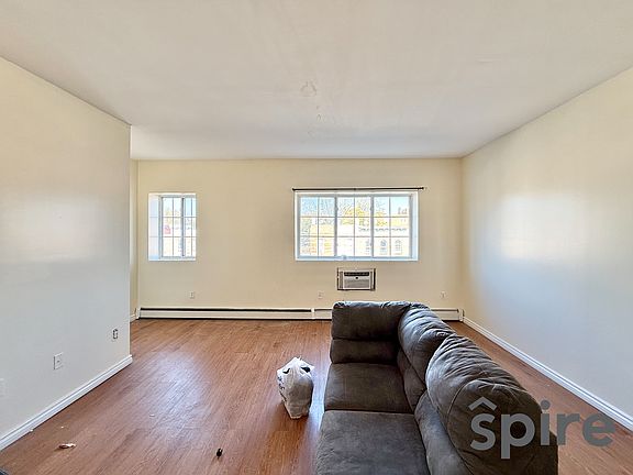 5th image of 1710 Park Pl #3