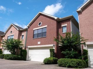 9810 Riddlelink Ln, Houston, TX 77025