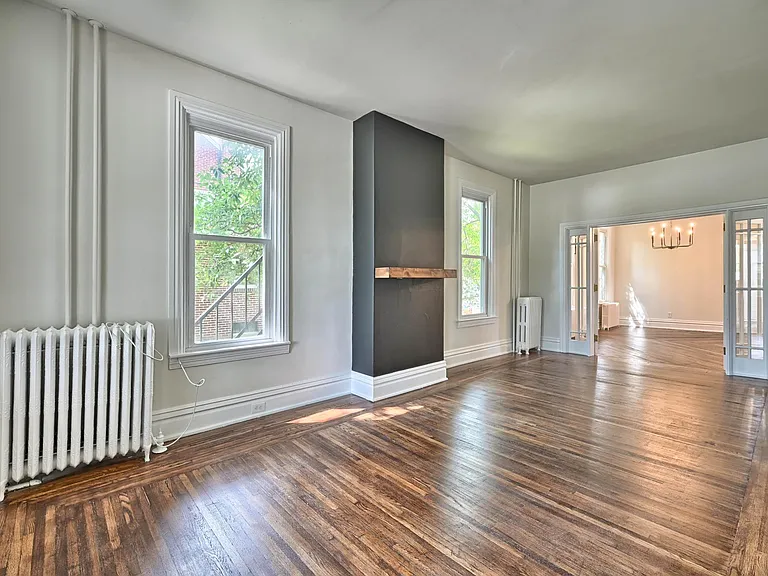 312 E Main St #1 — Photo 25