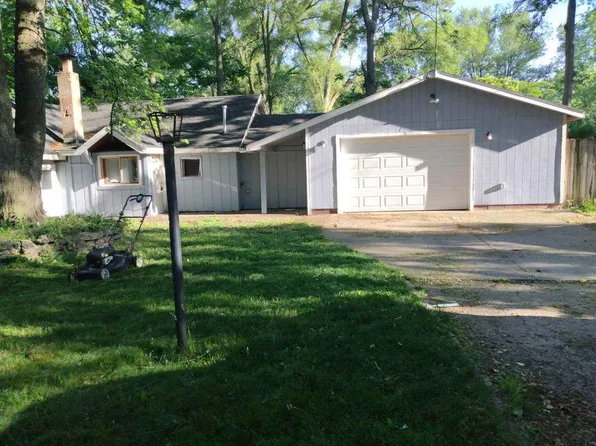 829 Wilson Ave, Muskegon, MI 49441