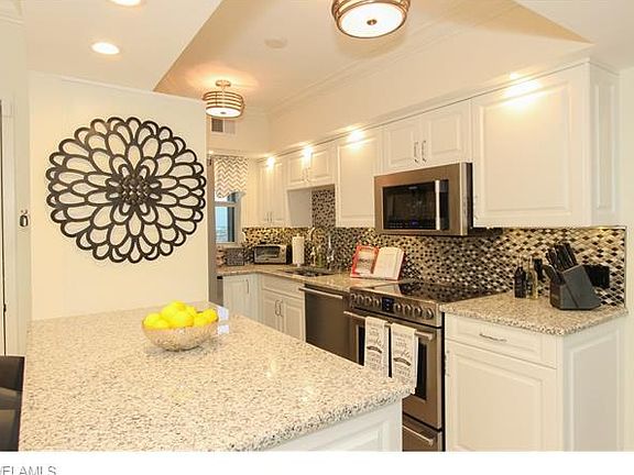 2nd image of 140 Seaview Ct APT 1706N
