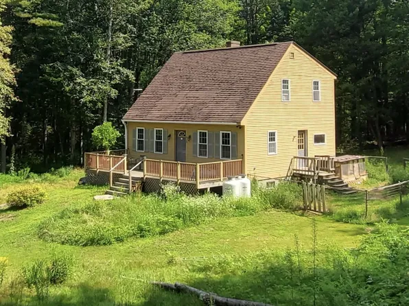 826 Cherry Valley Road, Bethlehem, NH 03574