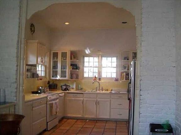 From breakfast area into kitchen