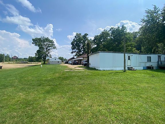 5th image of 16943-16945 Rooster Ln
