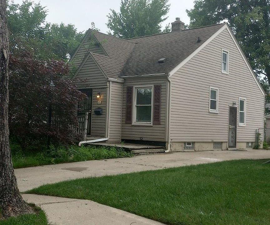 1st image of 20509 Elkhart St