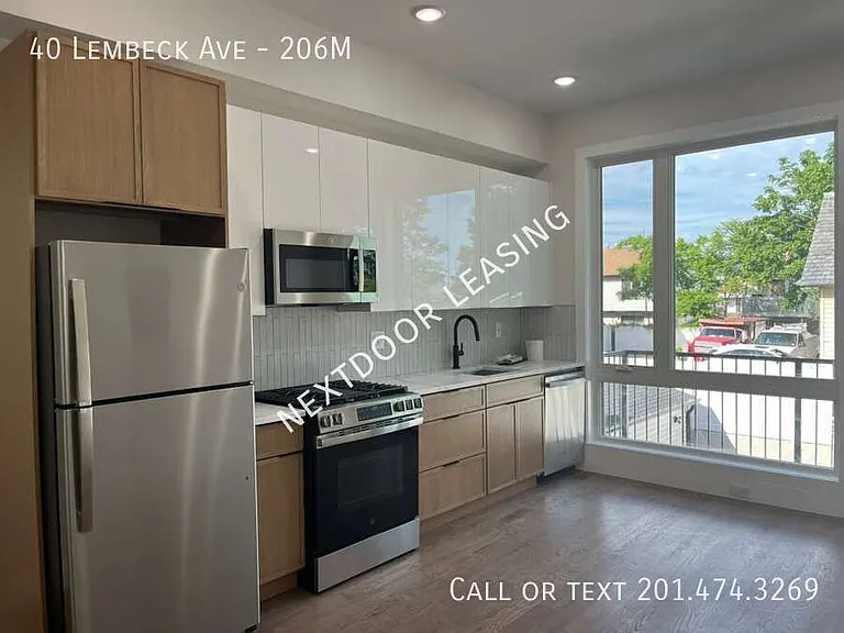 40 Lembeck Ave #206M — Photo 2