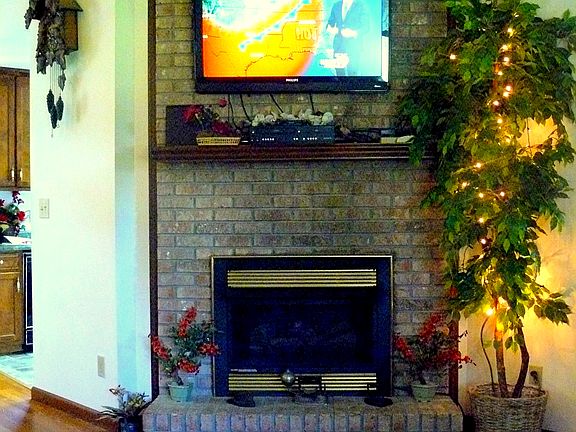 Gorgeous gas log fireplace