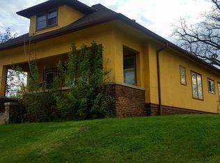 1579 S 11th St, Milwaukee, WI 53204