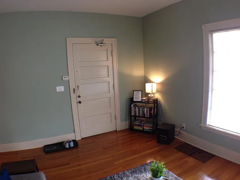 16 Union Ave NE #2 — Photo 4