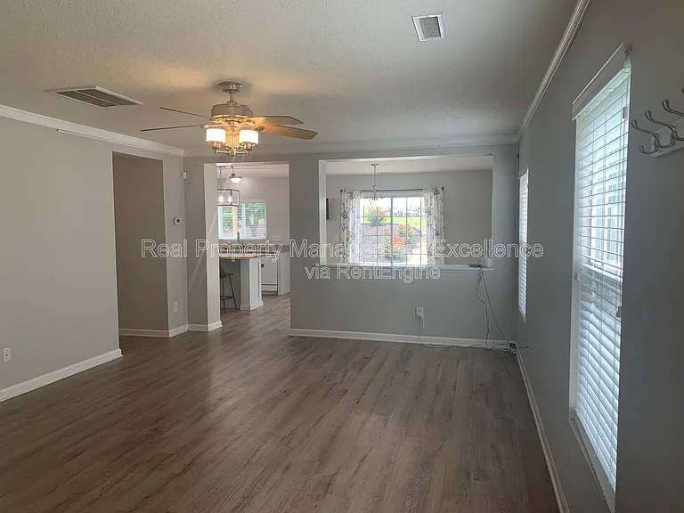 173 Steam Engine Way — Photo 3