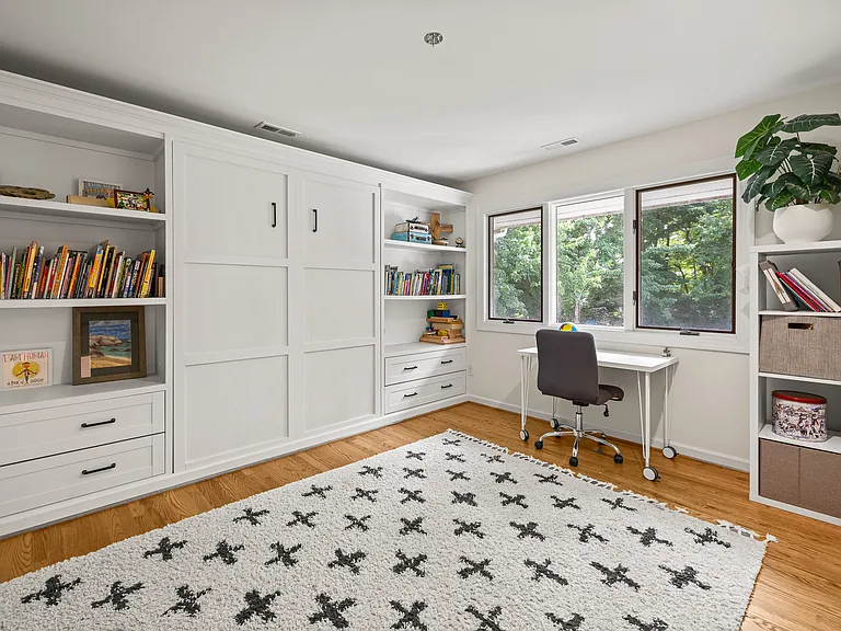 Bedroom 3 w/ Murphy Bed