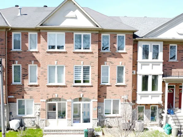 158 Galleria Pkwy, Markham, ON L3T 7V2
