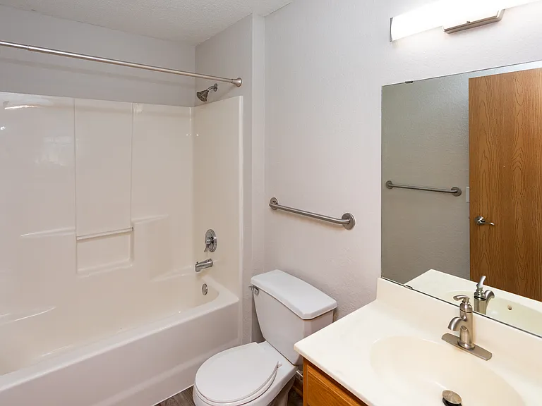 Dakota Townhomes — Photo 9