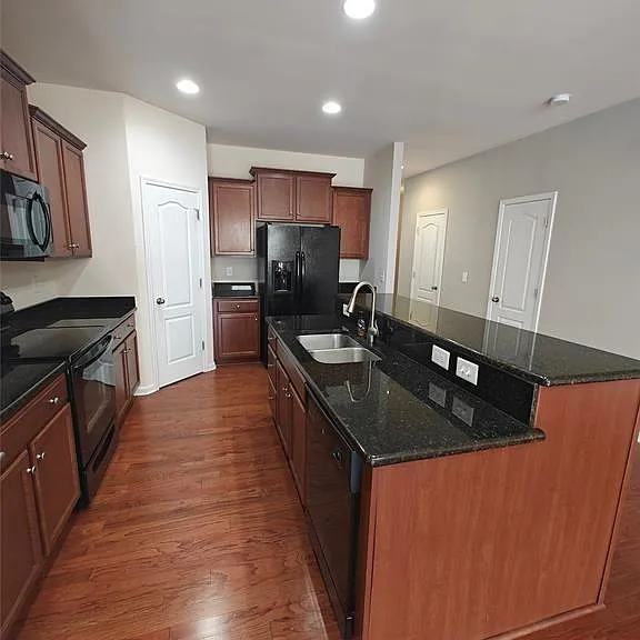 8230 Viewpoint Ln — Photo 5