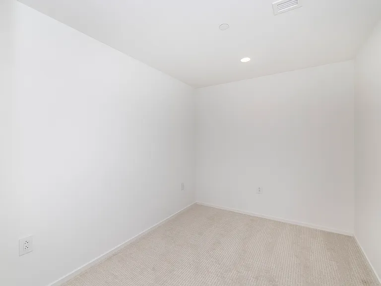 333 Ward Ave #3906 — Photo 6