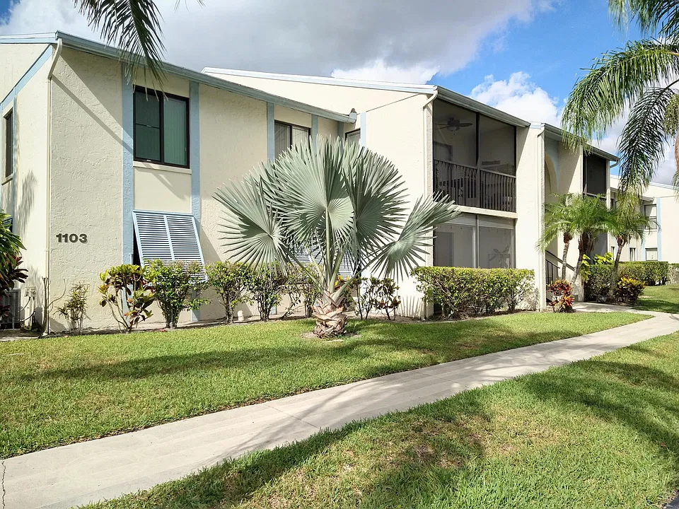 1103 Green Pine Blvd #F1