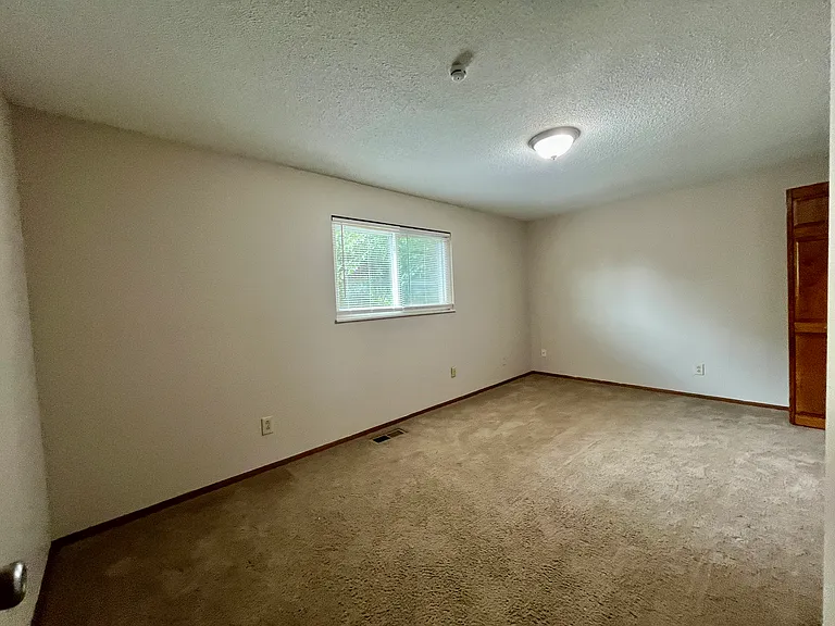 2775 Amana Ct — Photo 24