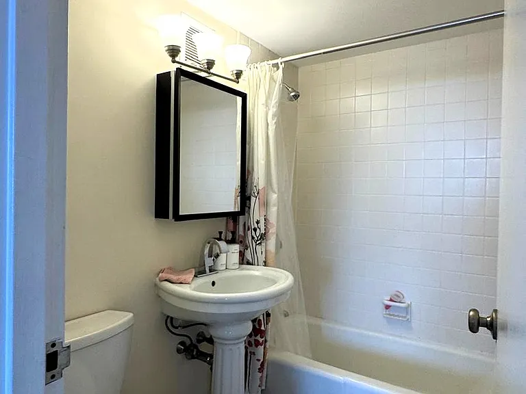 872 Massachusetts Ave #606 — Photo 11