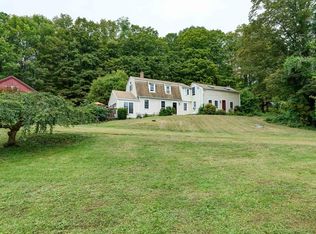 19 Hemenway Rd, Williamsburg, MA 01096