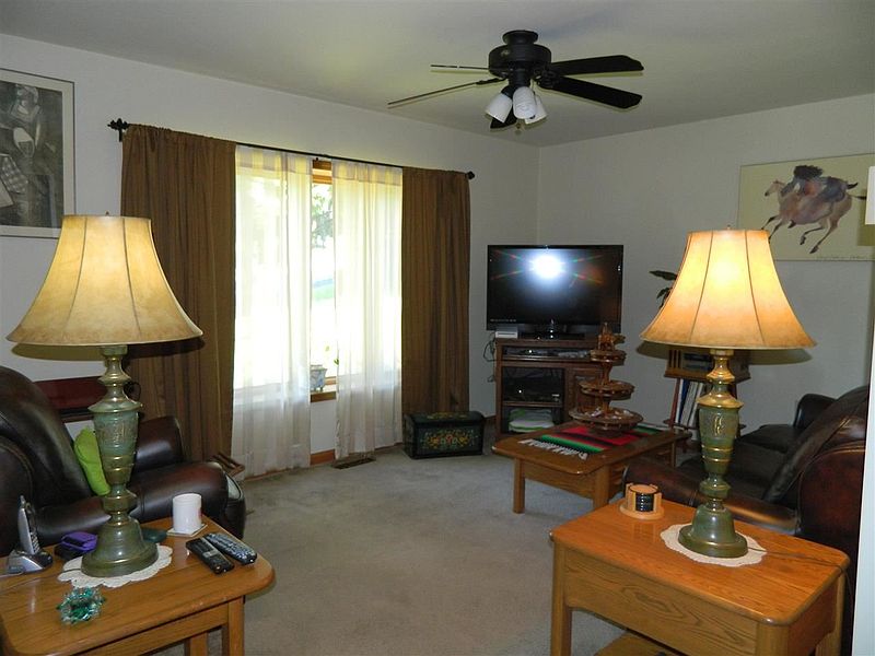 2nd image of 6 HORIZON VIEW Drive