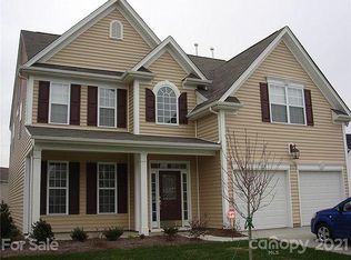 10911 Sand River Ct, Davidson, NC 28036