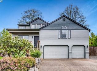 12398 Hampton Dr, Oregon City, OR 97045